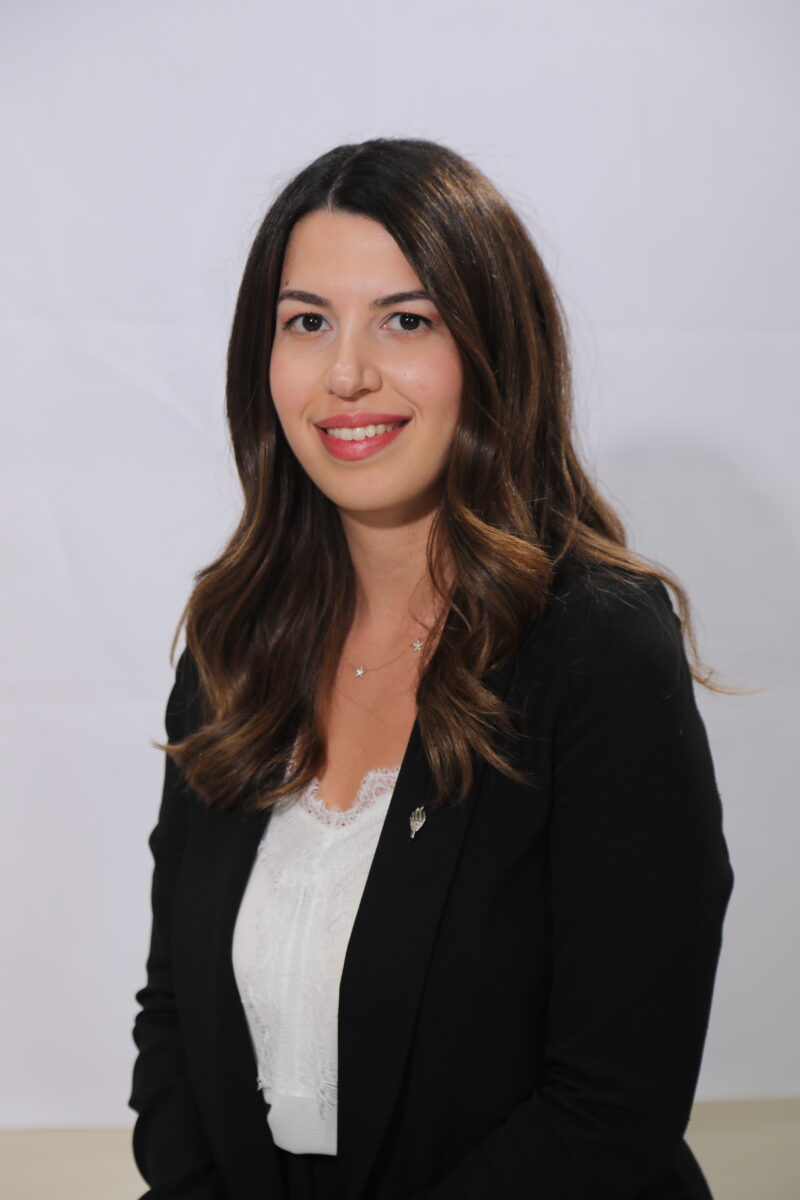BERRAK YAKAR