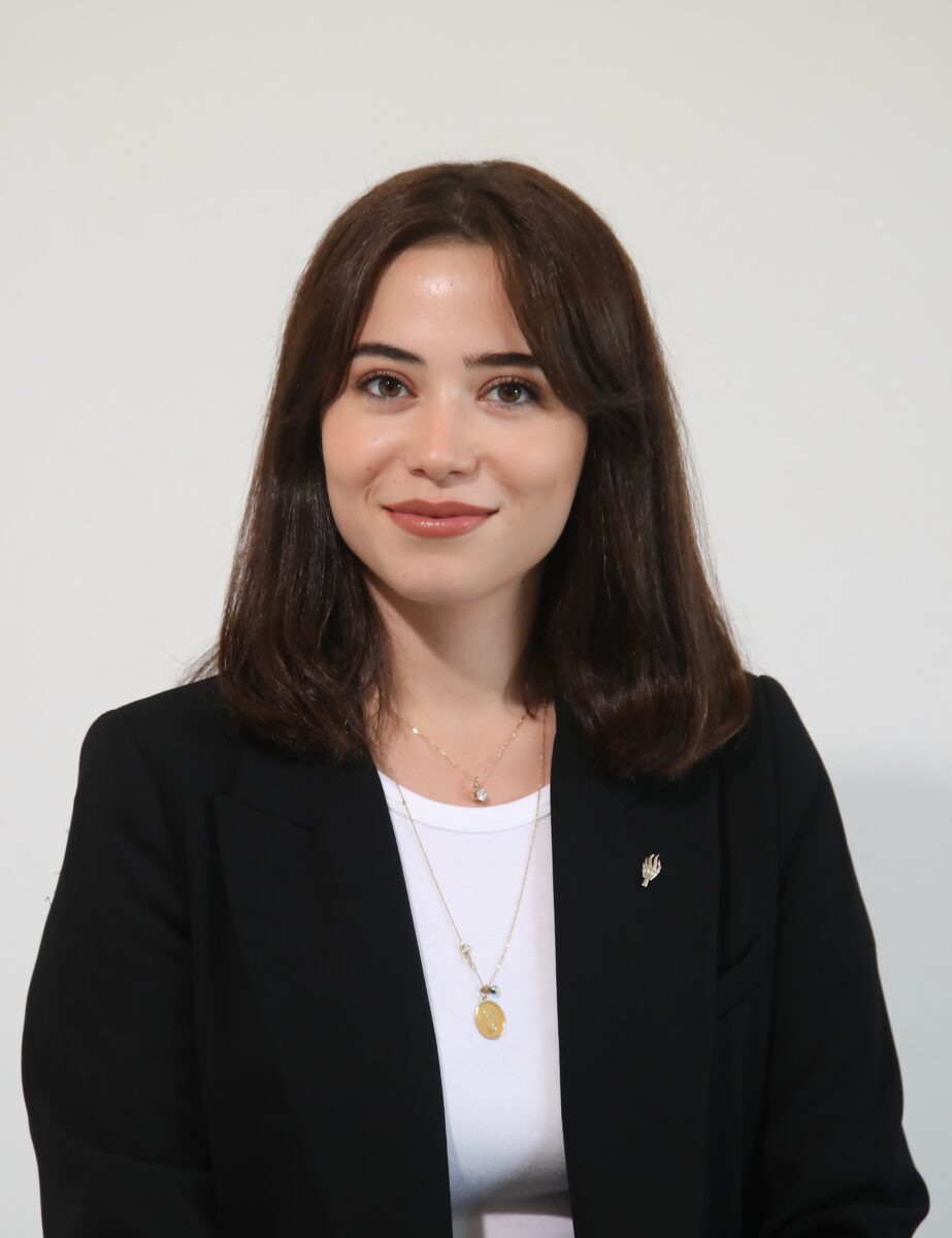 BUSE YALABIK SARI