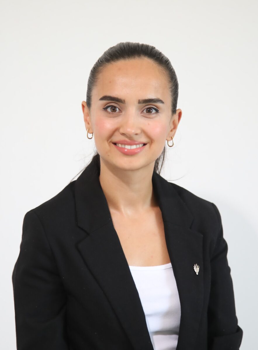 ELİF NUR YAVUZ SARIKAŞ