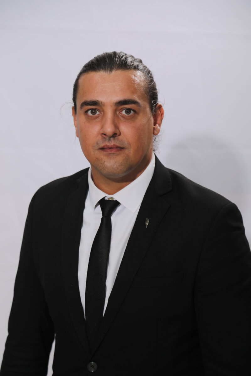 OLCAY KARPAT