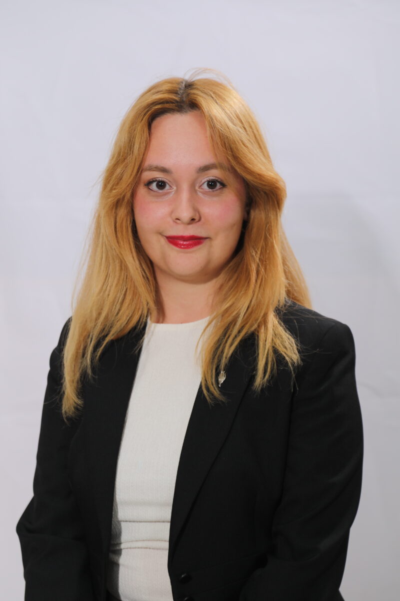 YAREN DENİZ AŞICI