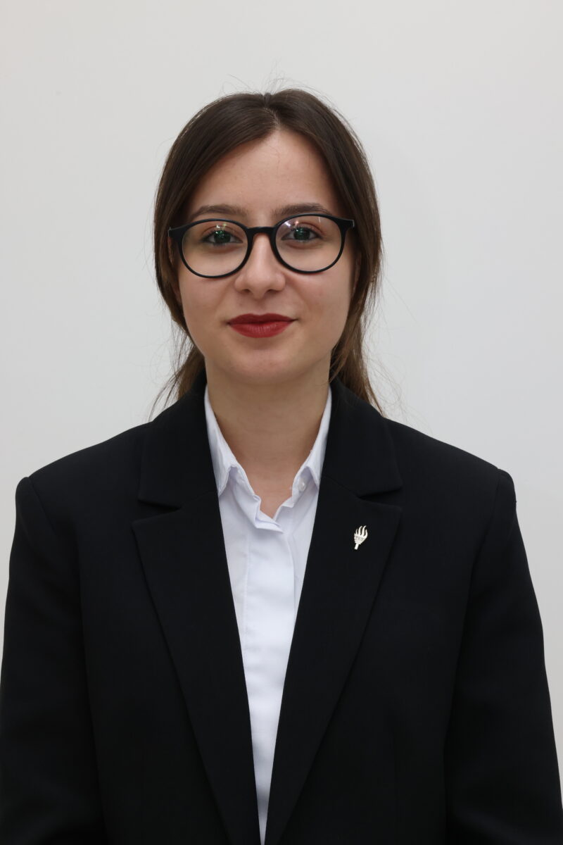 BEYZA ÇAPRAZ