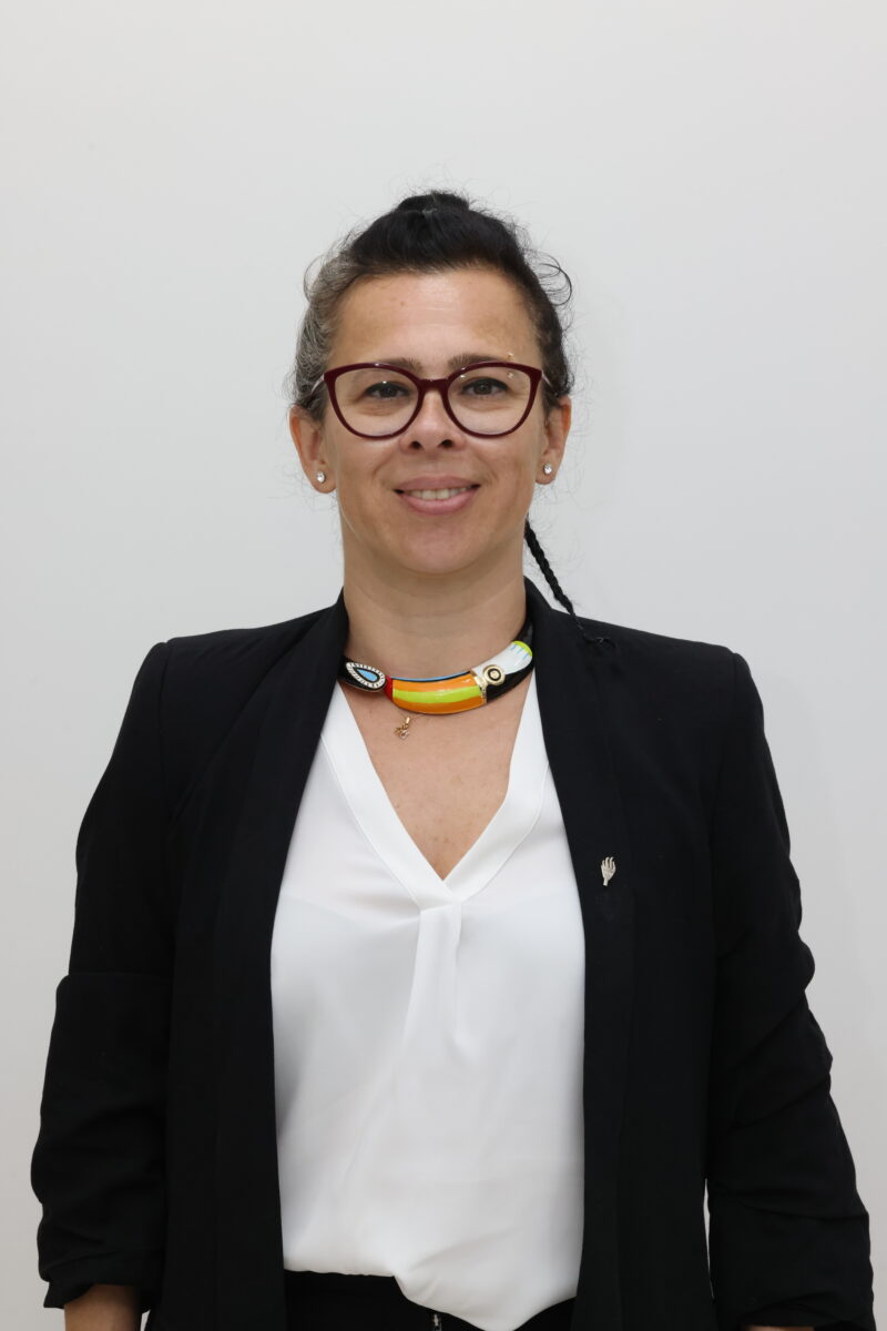 ZÜMRÜT ÖZMEN